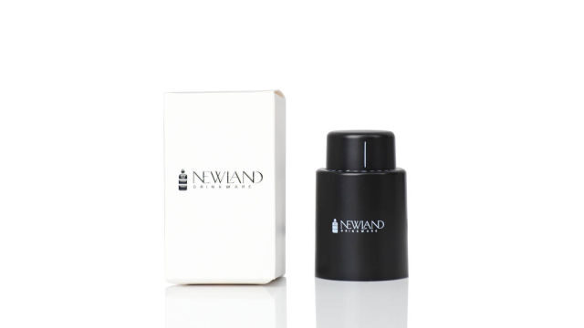 Wine Vacuum Stopper view 2